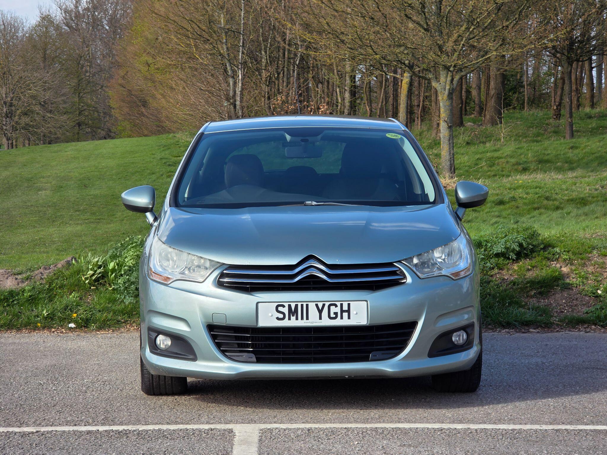 2011 Citroen C4 1.6 HDi 16V VTR+ Euro 5 5dr, exterior view 2