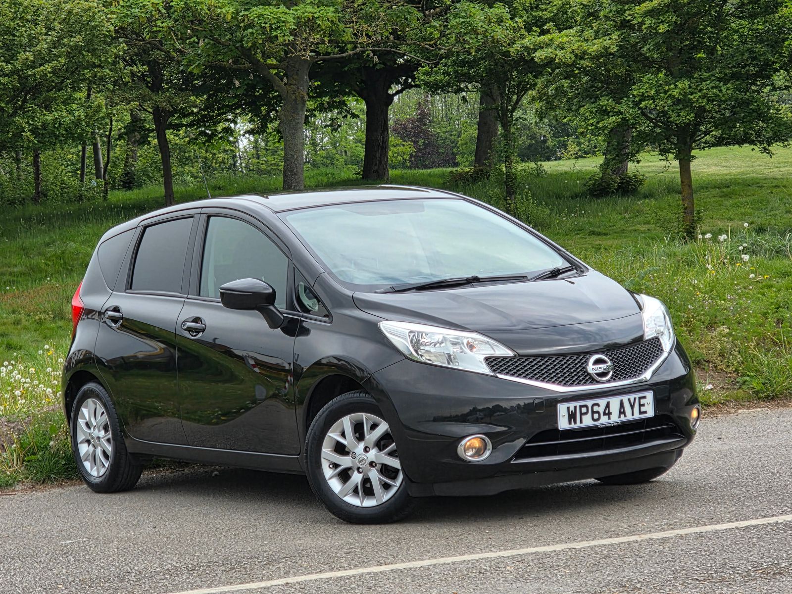 2014 Nissan Note 1.2 12V Acenta Euro 5 (s/s) 5dr for sale in the UK