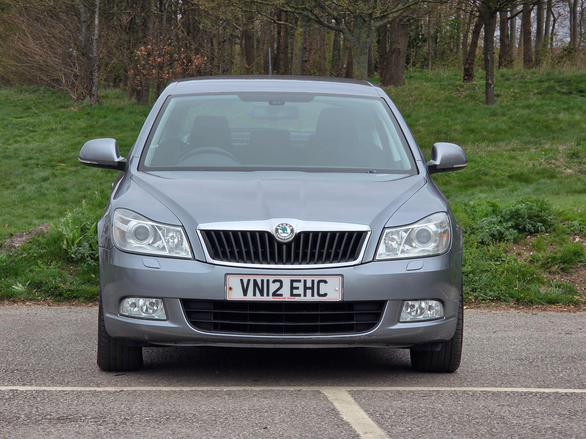 2012 Skoda Octavia 1.6 TDI Elegance Euro 5 5dr, exterior view 2