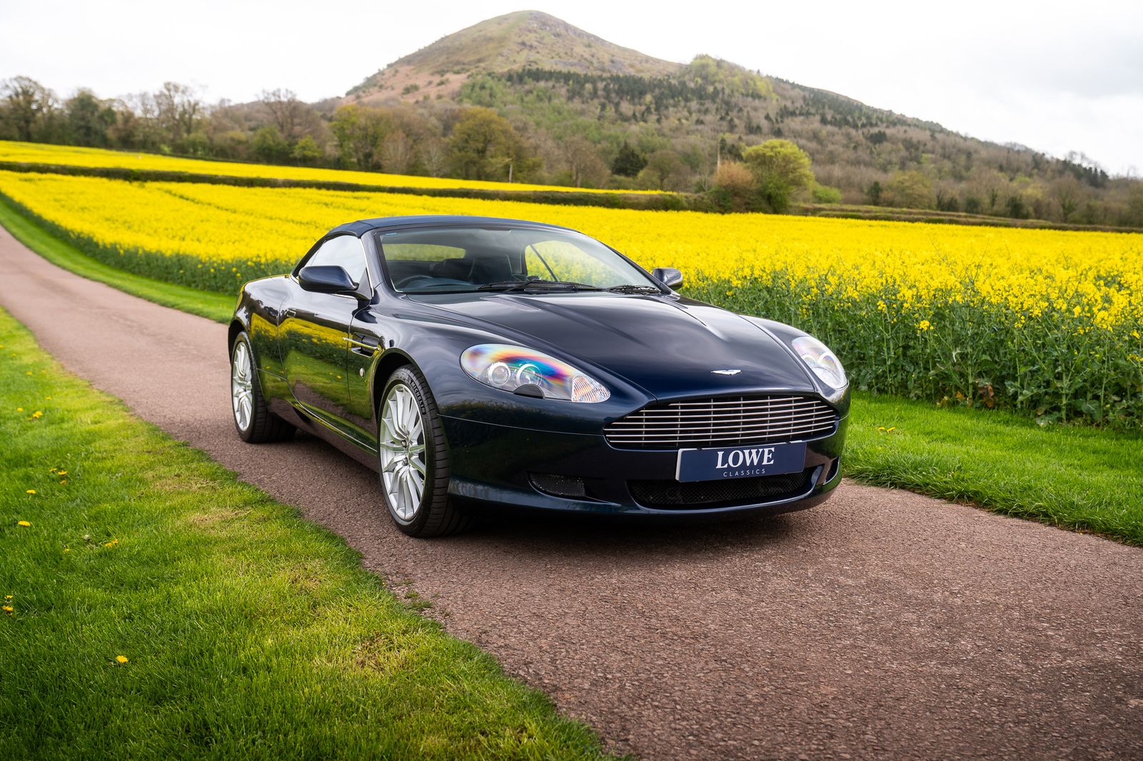 Aston Martin DB9