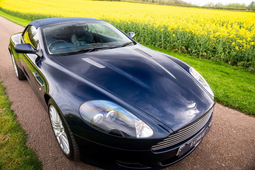 Aston Martin DB9 10