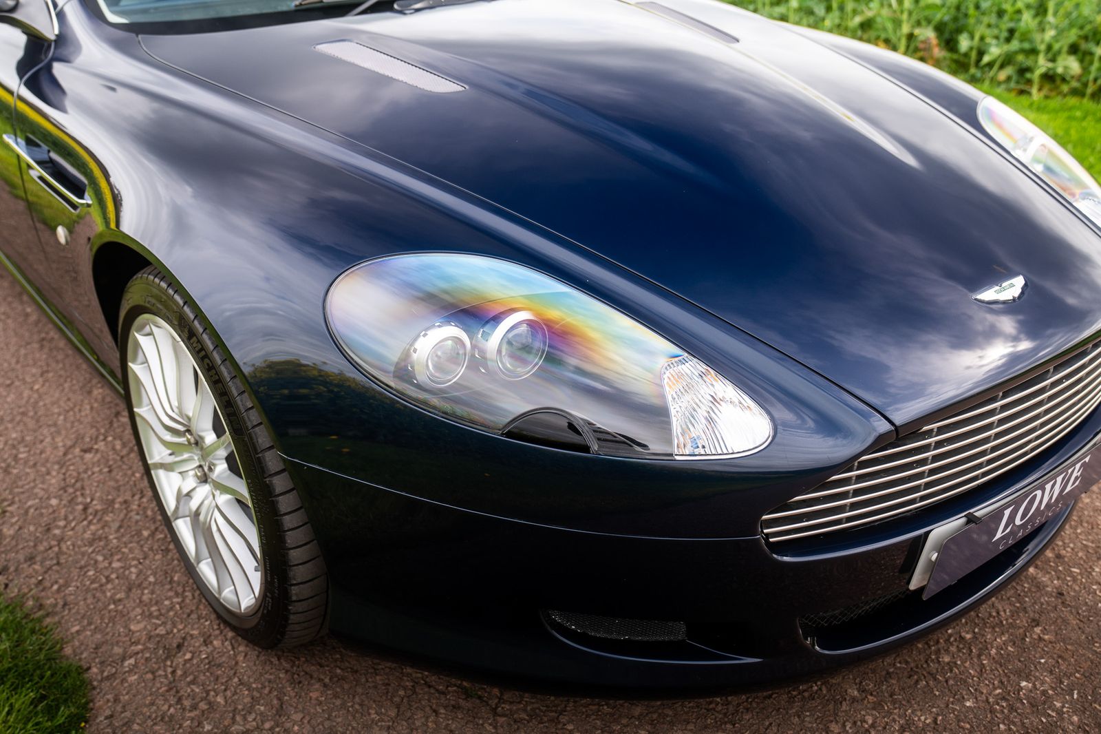 Aston Martin DB9
