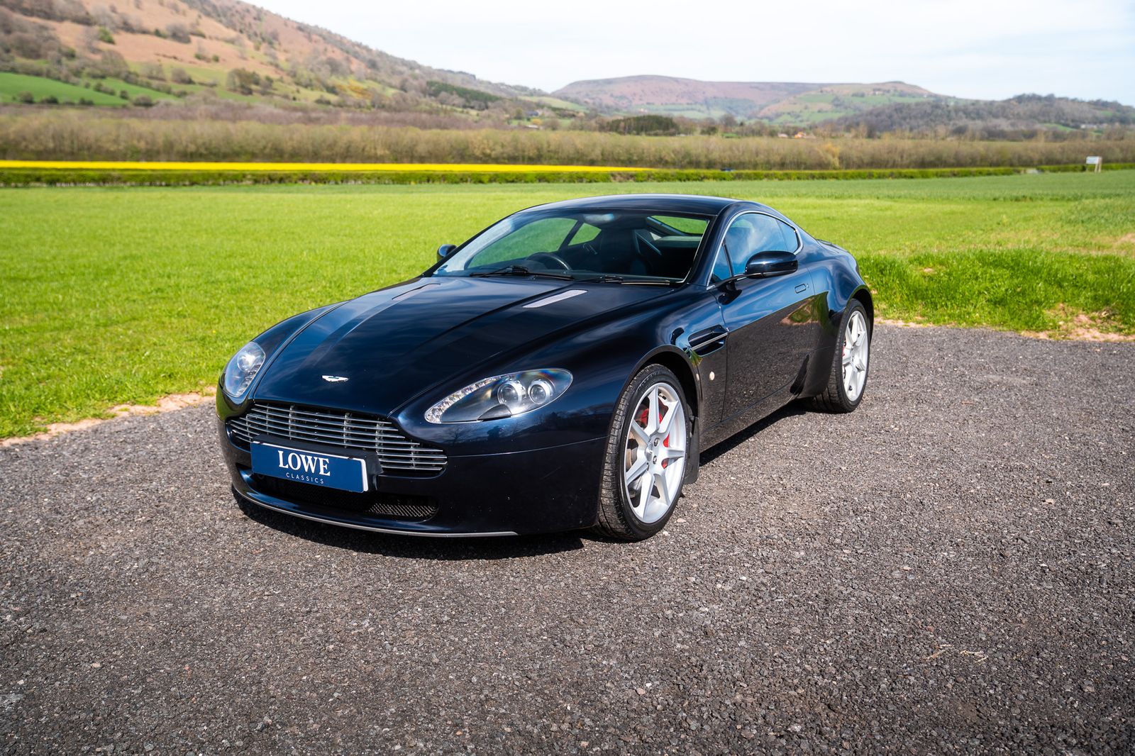 2008 Aston Martin Vantage 4.3-V8...