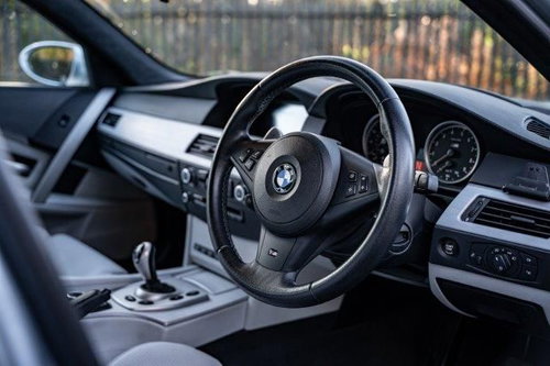 BMW 5 Series 9