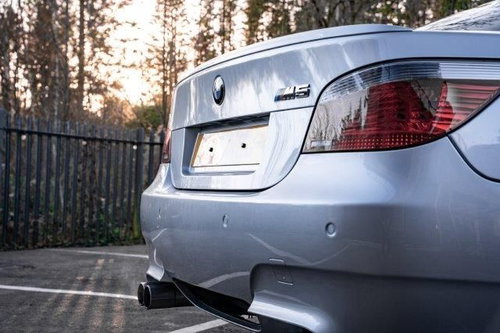 BMW 5 Series 6