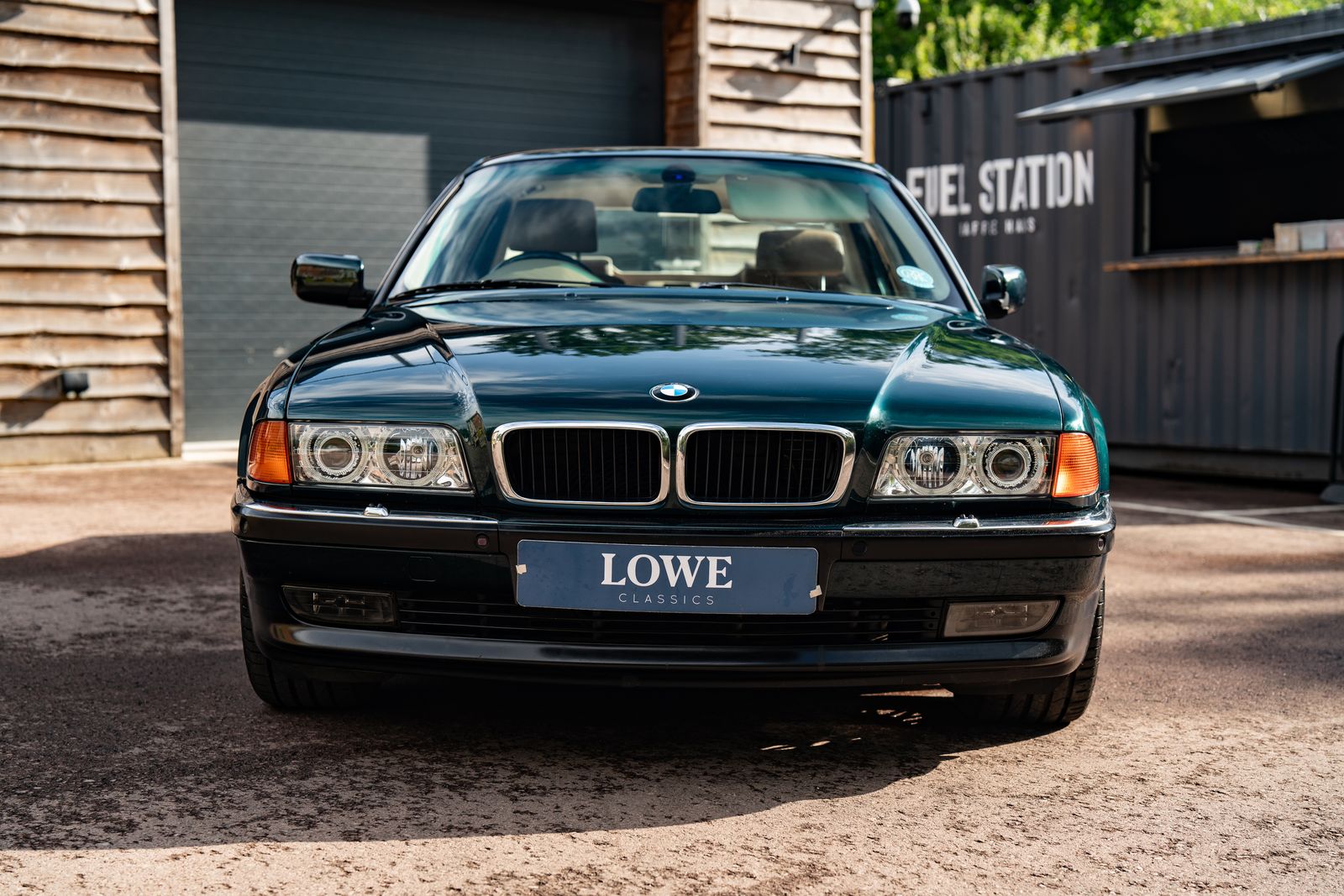 BMW 740i l auto