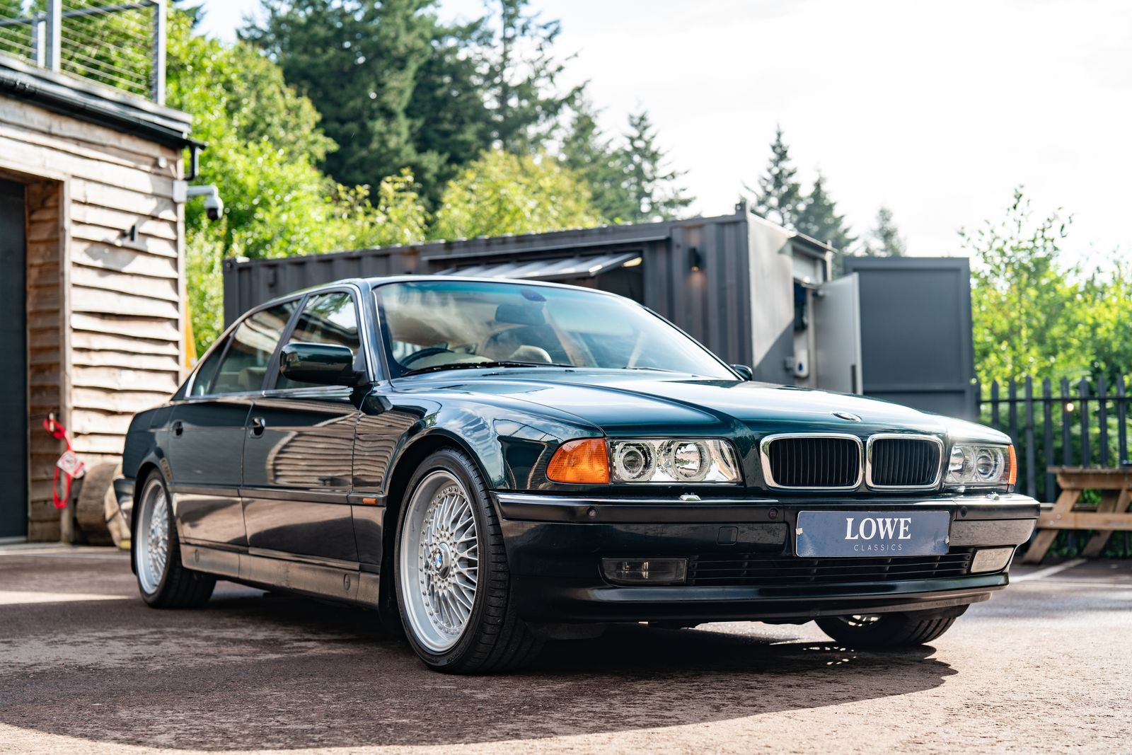 BMW 740i l auto