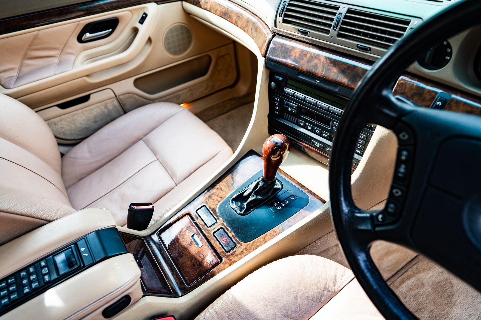 BMW 740i l auto
