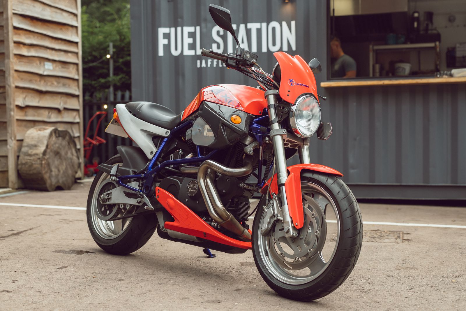 Buell S1 lightning