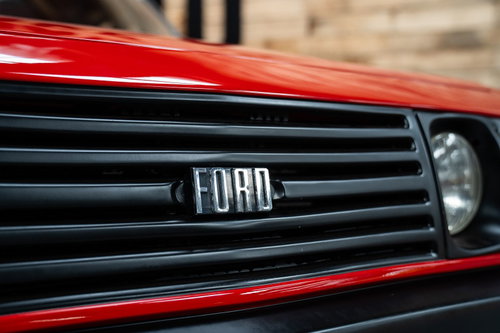 Ford Escort rs 2000 4