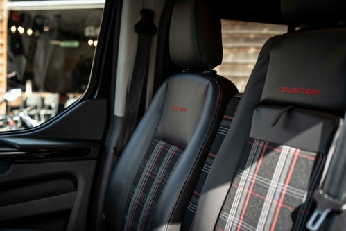 Ford Transit Custom 11