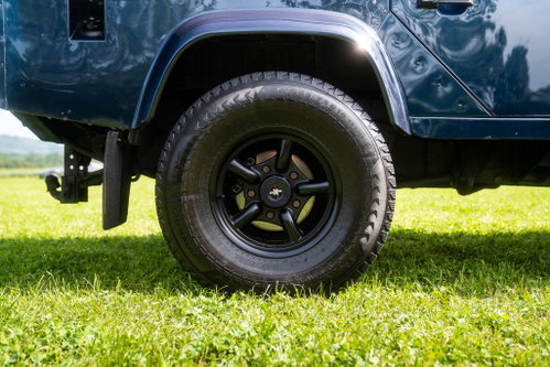 Land Rover DEFENDER 110 12