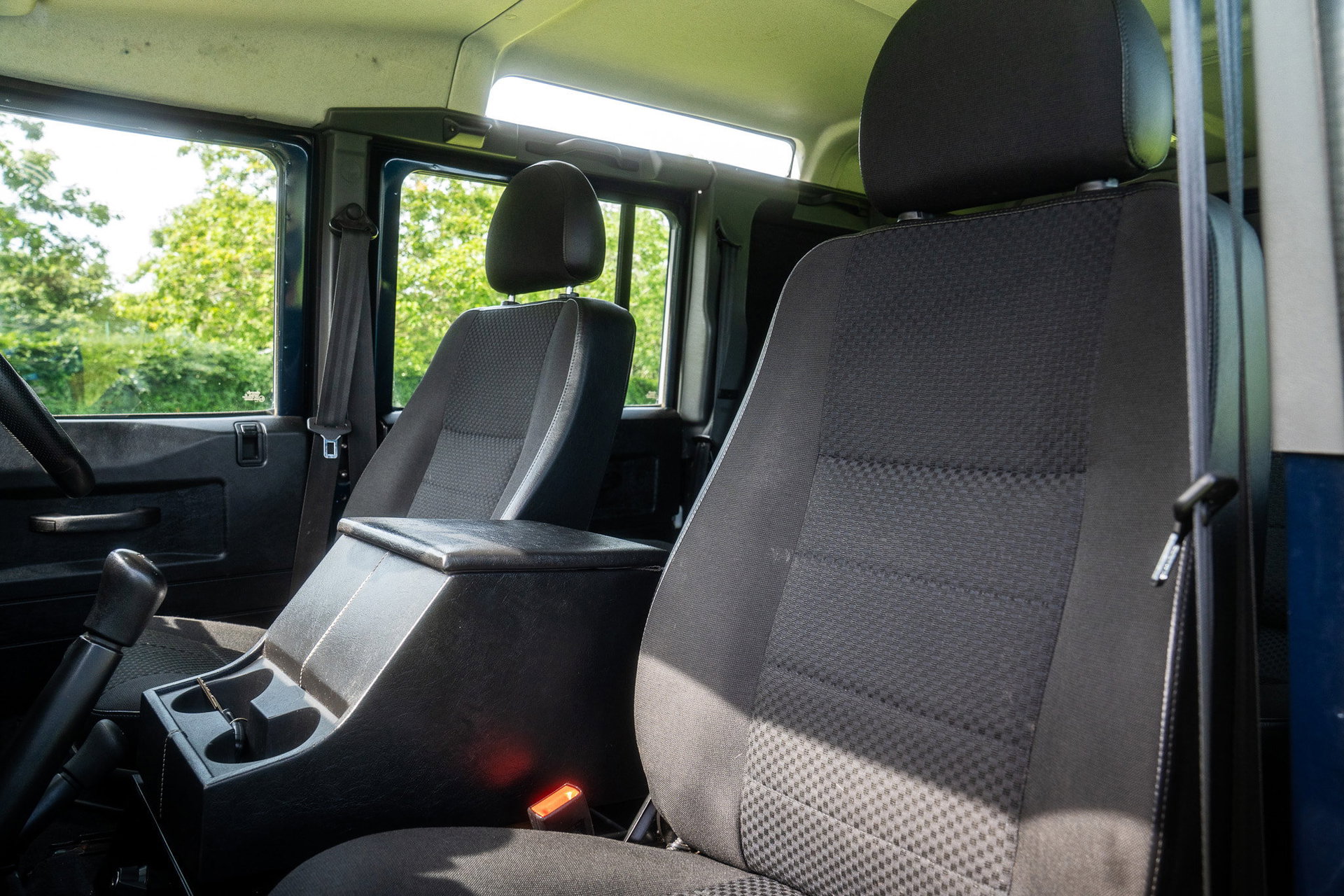 Land Rover DEFENDER 110