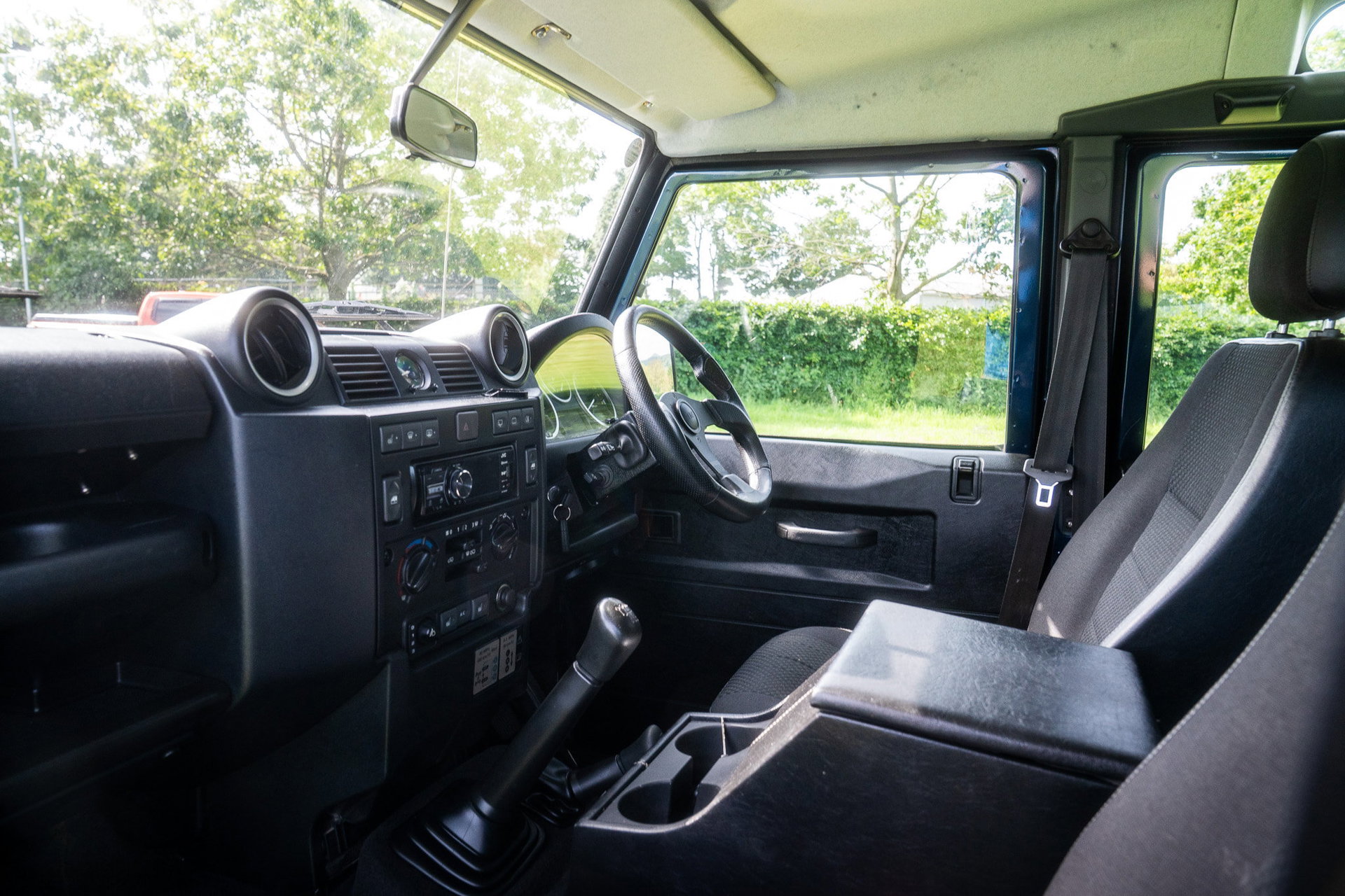 Land Rover DEFENDER 110