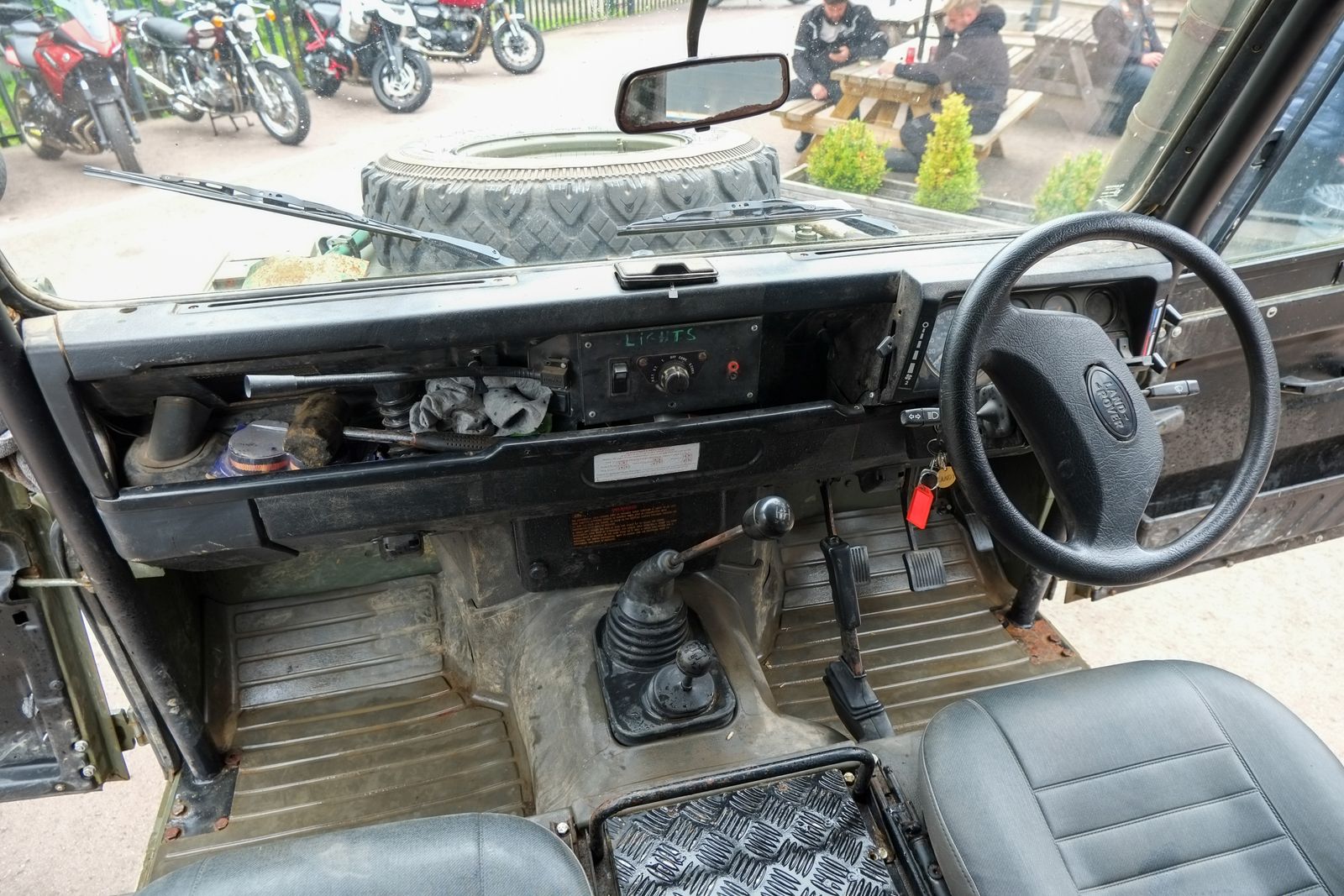 Land Rover DEFENDER 110