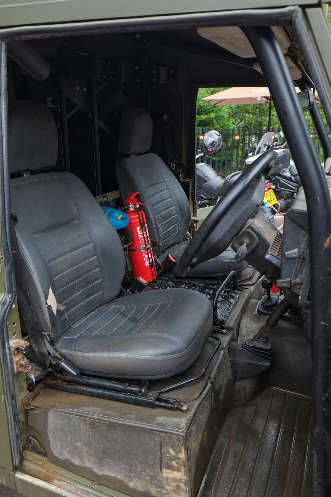 Land Rover DEFENDER 110