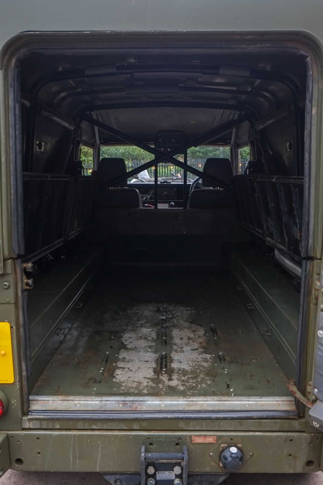 Land Rover DEFENDER 110