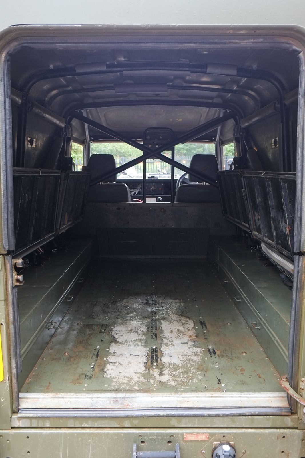 Land Rover DEFENDER 110