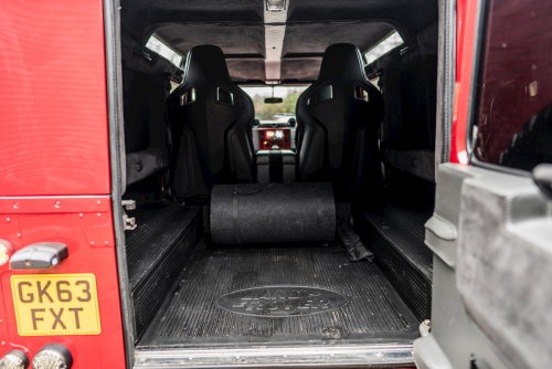 Land Rover DEFENDER 110 23