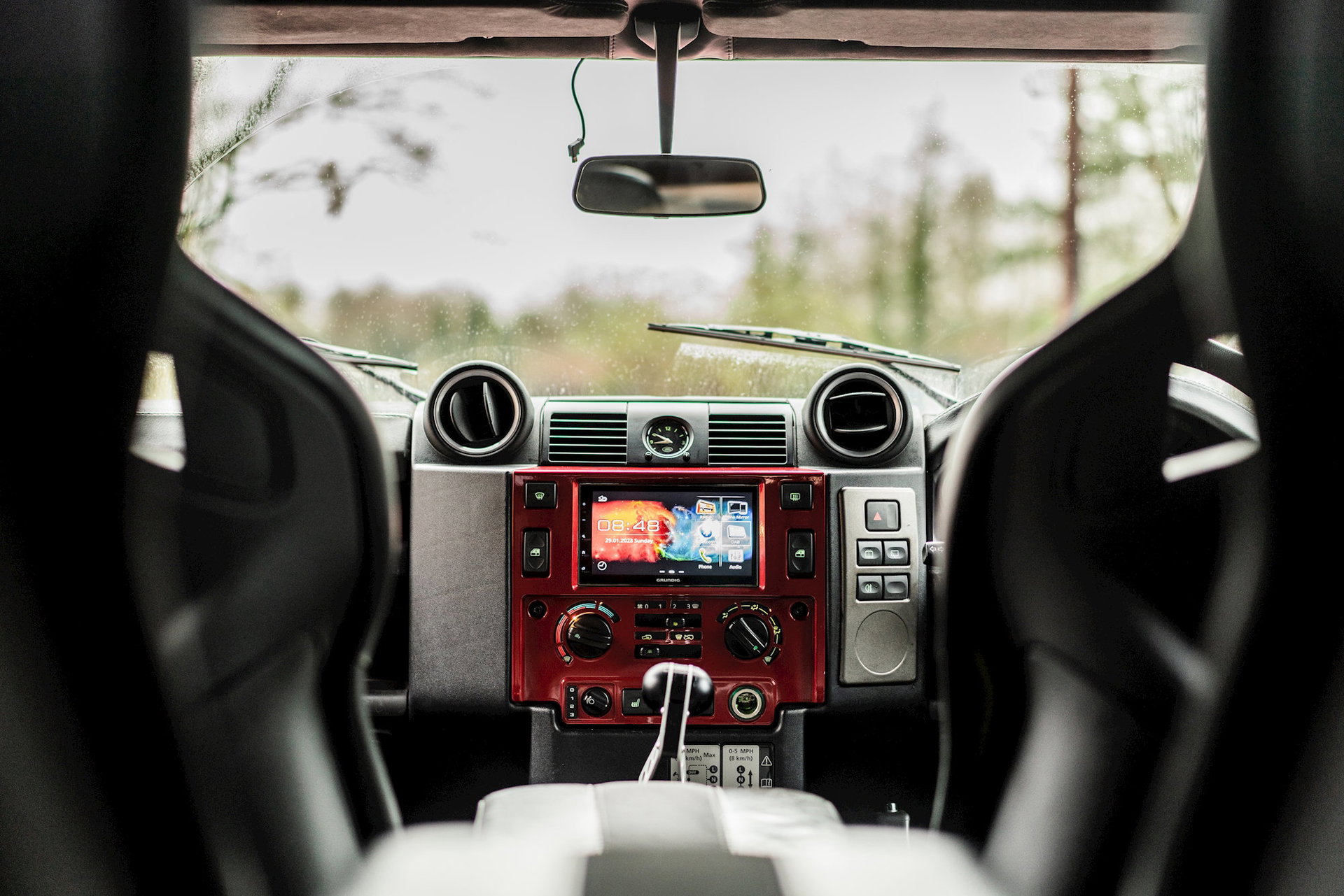 Land Rover DEFENDER 110