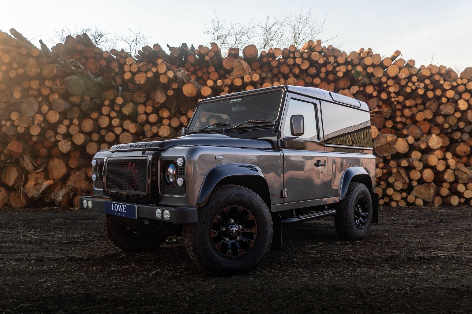 Land Rover Defender 90