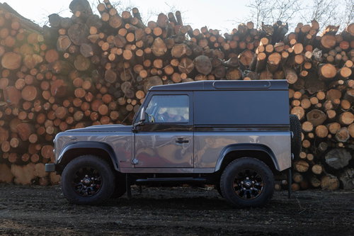 Land Rover Defender 90 5