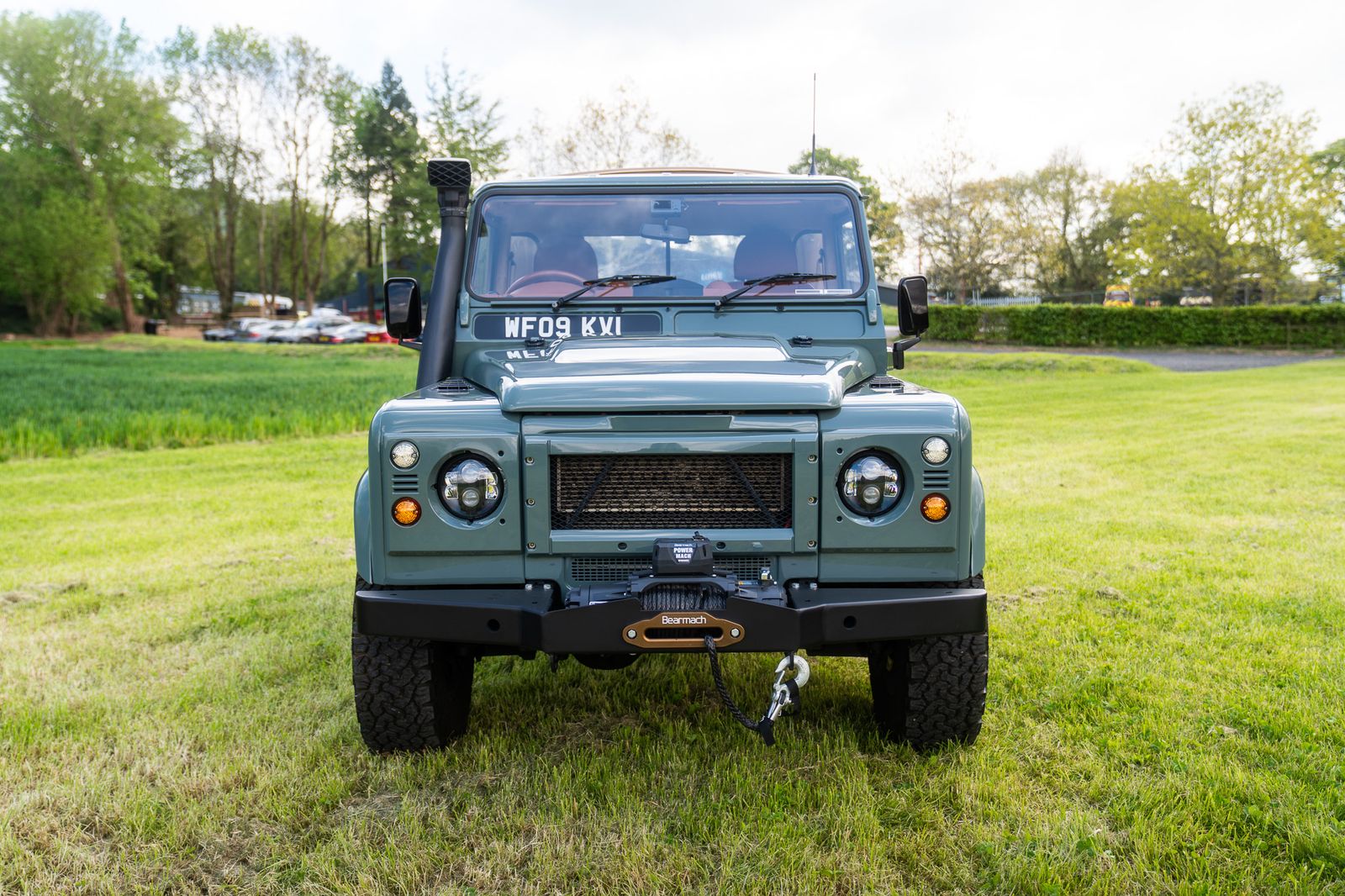 Land Rover Defender 90