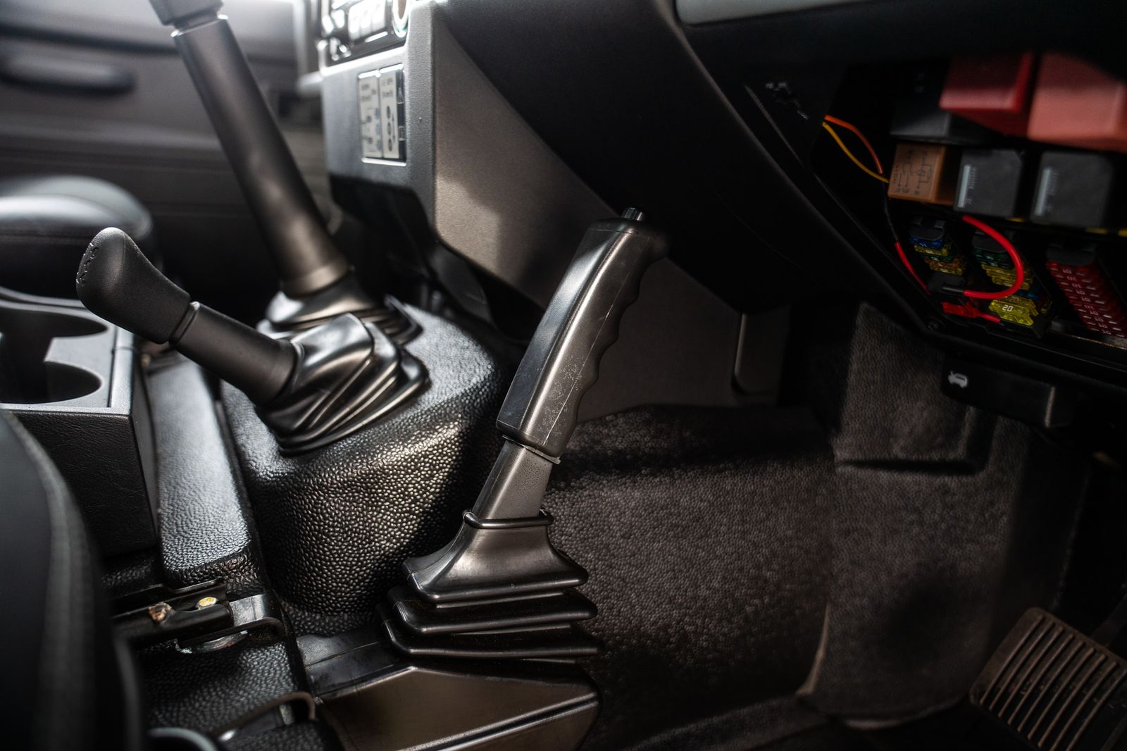 Land Rover Defender 90