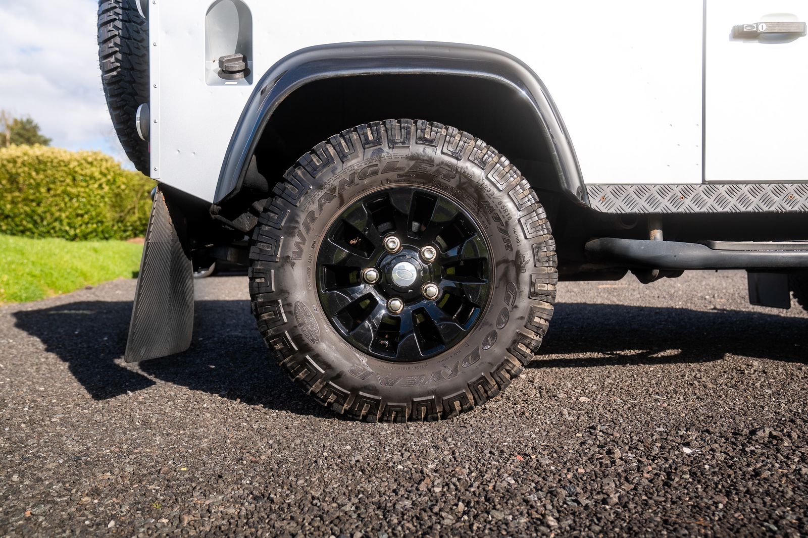 Land Rover Defender 90