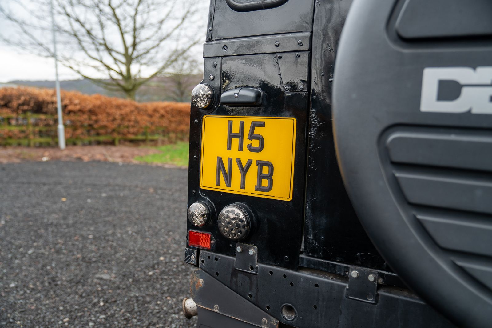 Land Rover Defender 90