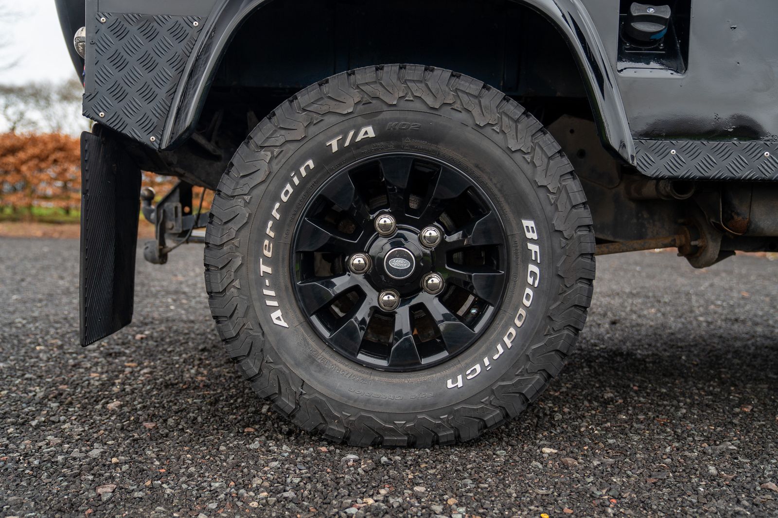 Land Rover Defender 90