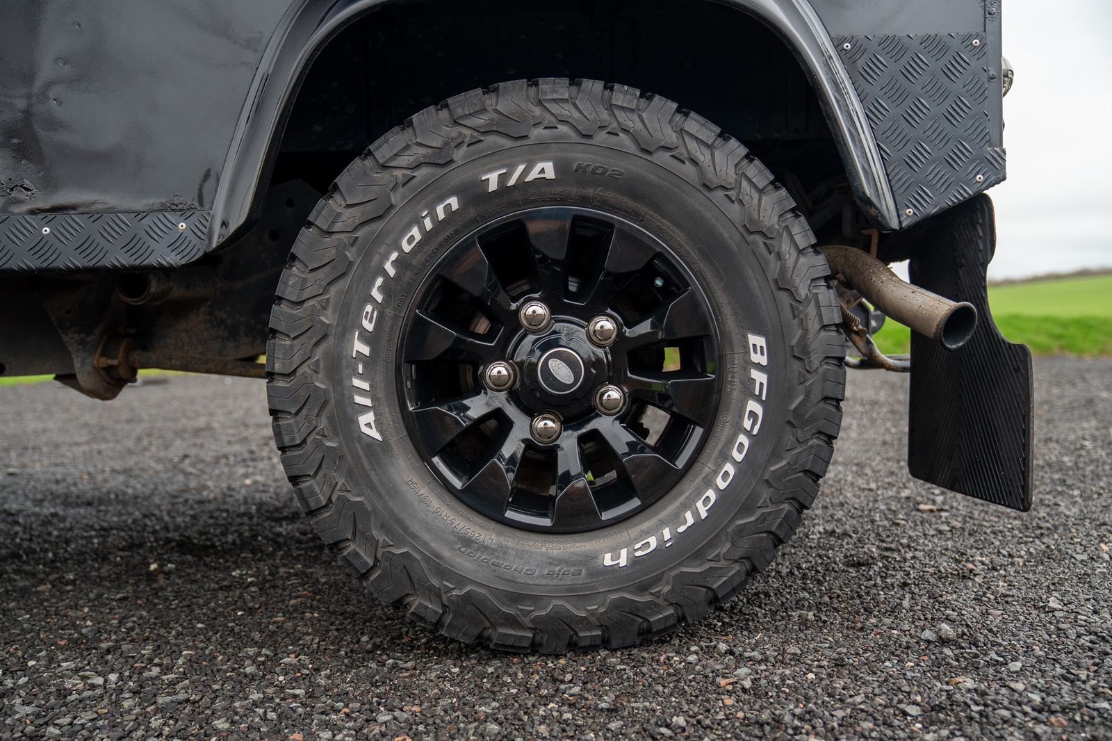 Land Rover Defender 90