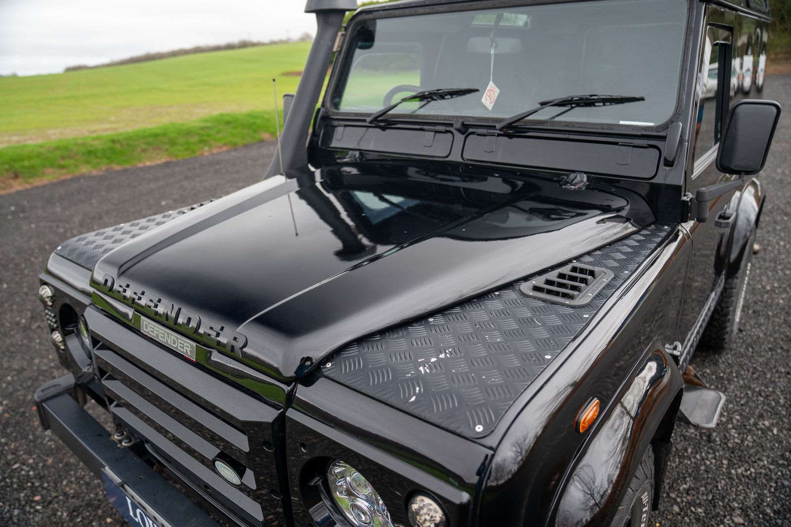 Land Rover Defender 90