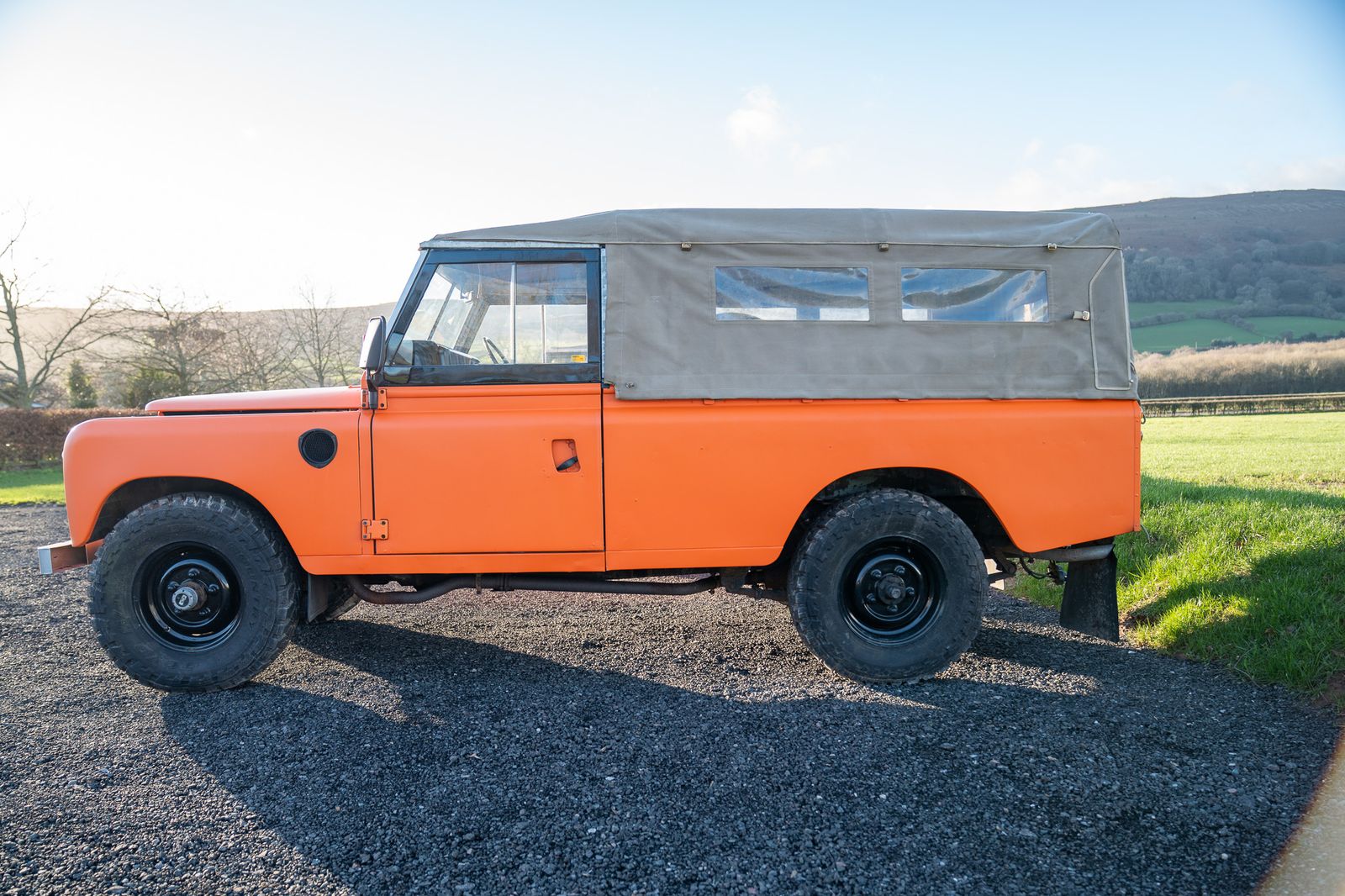 Land Rover LANDROVER 110
