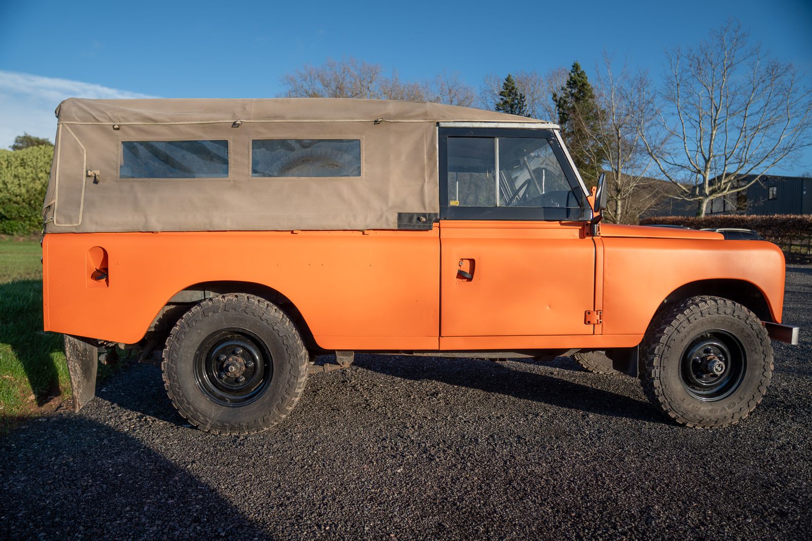 Land Rover LANDROVER 110