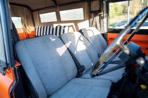 Land Rover LANDROVER 110 18