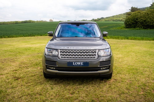 Land Rover Range Rover 1
