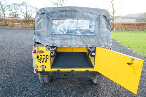 Land Rover Series ii 32