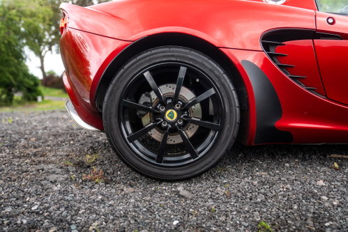 Lotus Elise 19