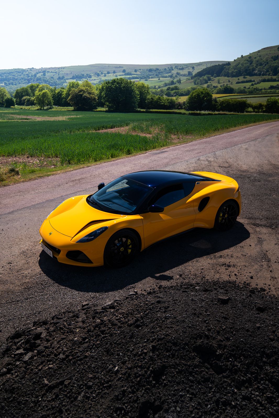 Lotus Emira