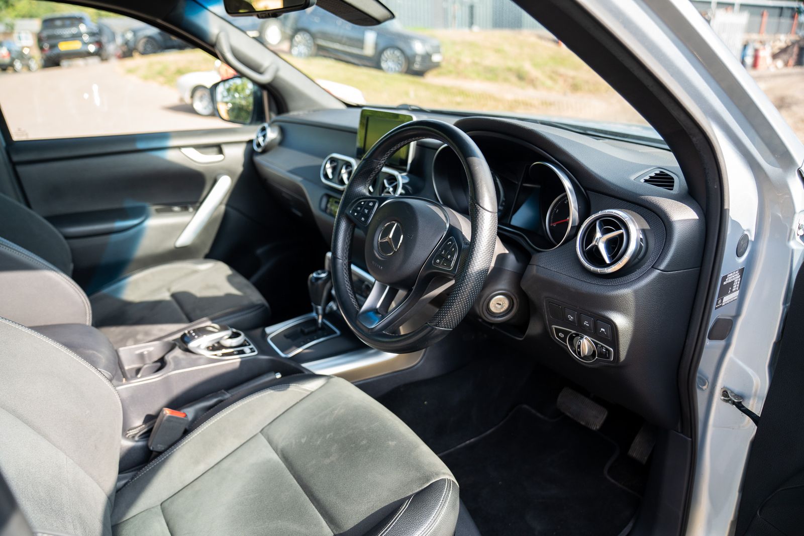 Mercedes-Benz X-class