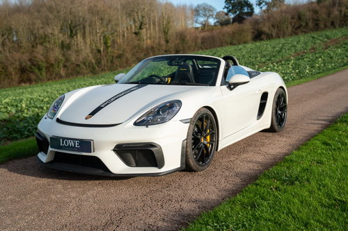 Porsche 718 spyder 0