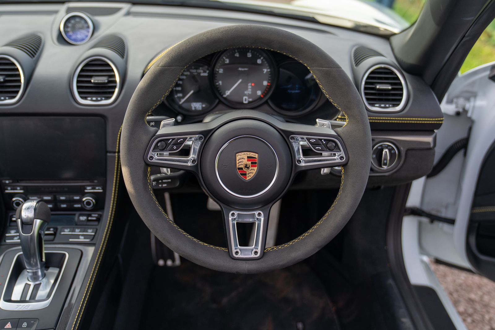 Porsche 718 spyder