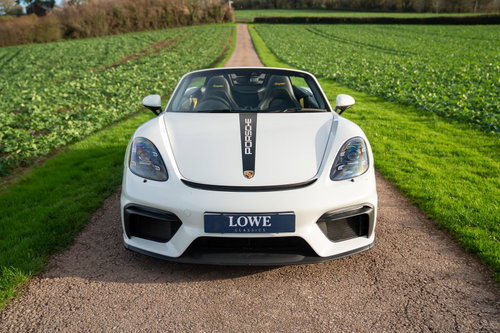 Porsche 718 spyder 1