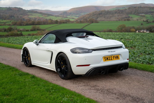 Porsche 718 spyder 4