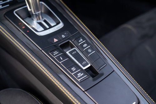 Porsche 718 spyder 39