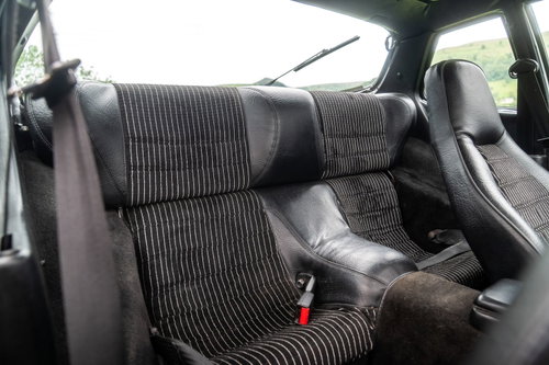 Porsche 944 31