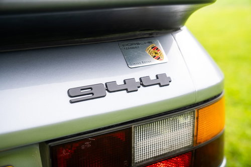 Porsche 944 14