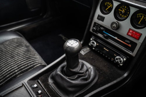 Porsche 944 30