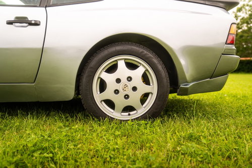 Porsche 944 19